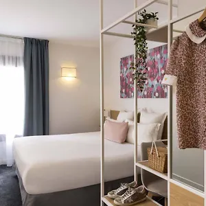 Hotel Louis Blanc, Parijs